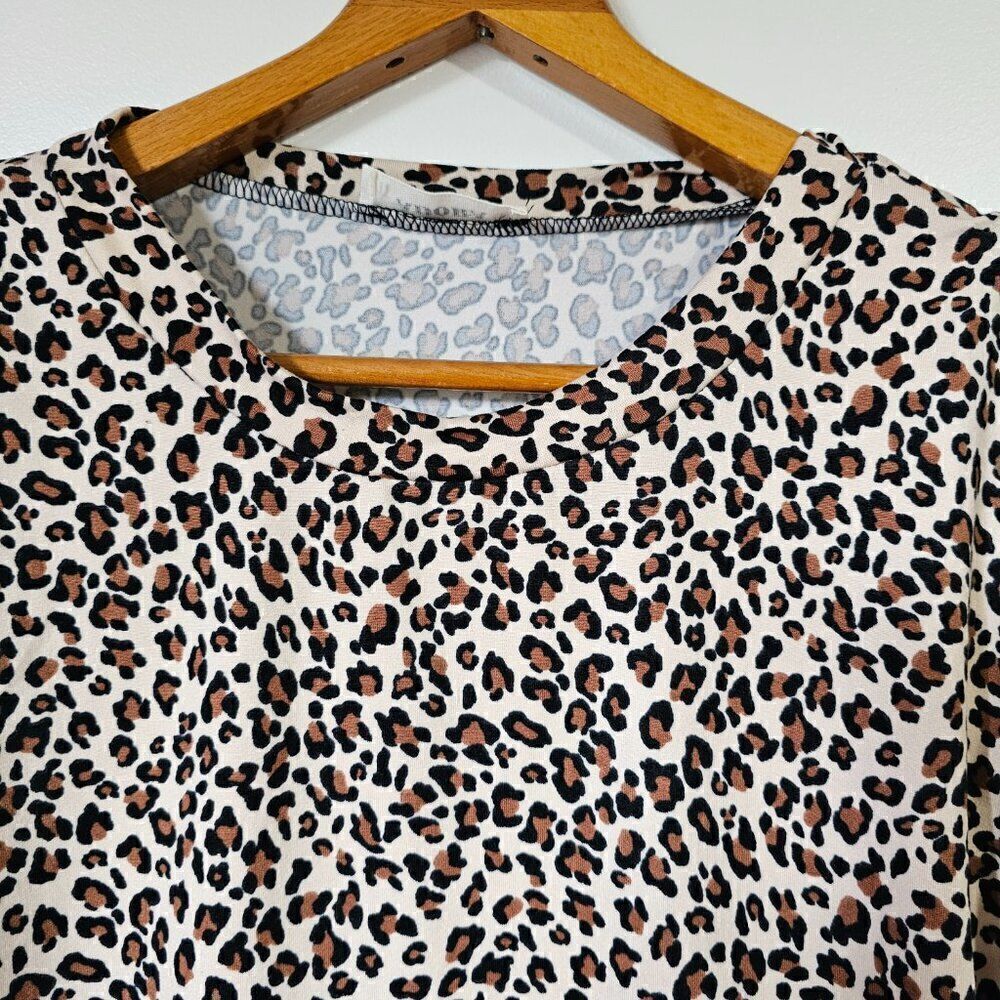 NEVER WORN ADORA ANIMAL PRINT MUSCLE TOP CREW NECK SOFT TOP SIZE SMALL - Picture 10 of 14